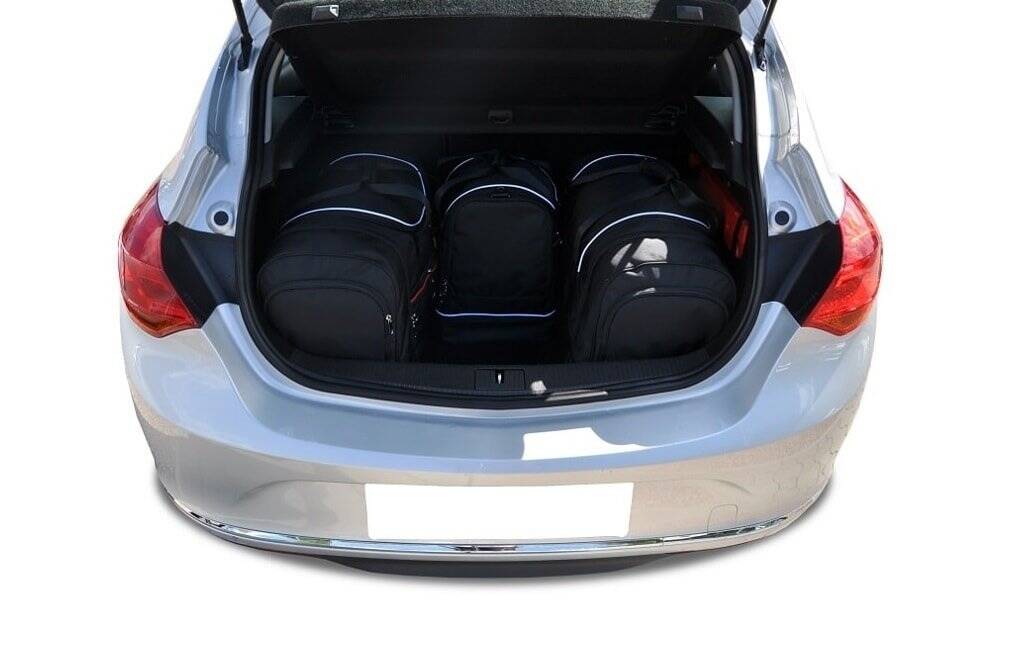 Torby KJUST SPORT do Opel Astra Hatchback 5D J (P10) — torby wyjmowane z bagażnika krok po kroku