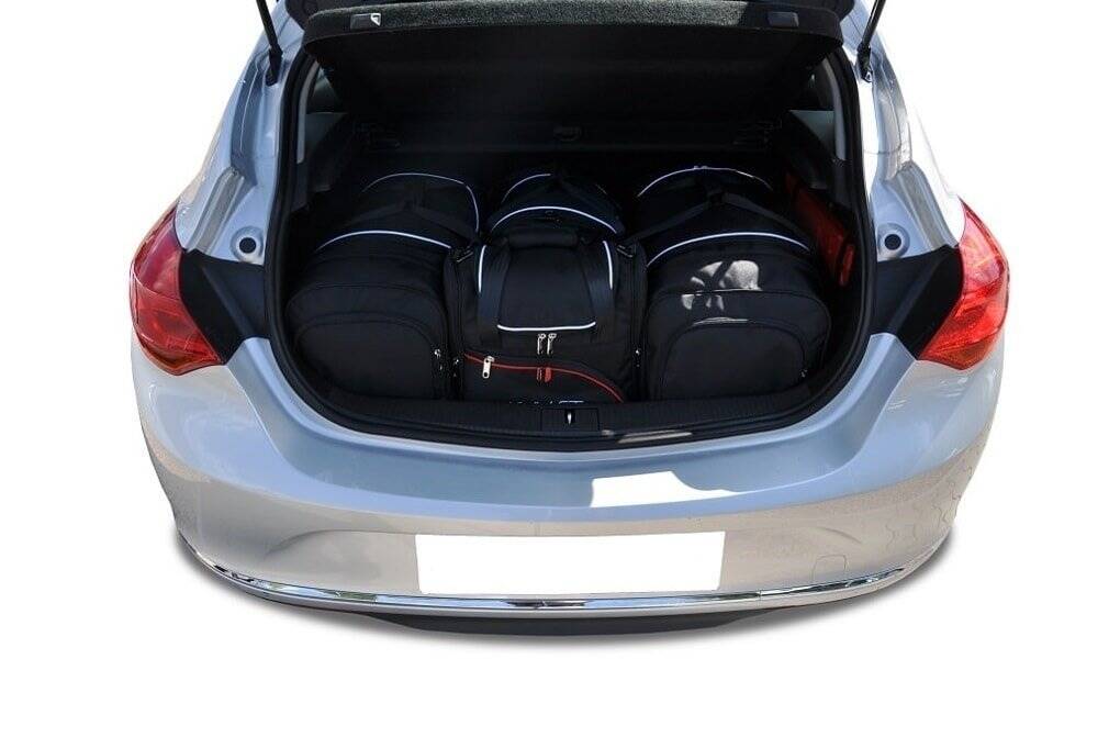 Torby KJUST AERO do Opel Astra Hatchback 5D J (P10) — zestaw ułożony w bagażniku