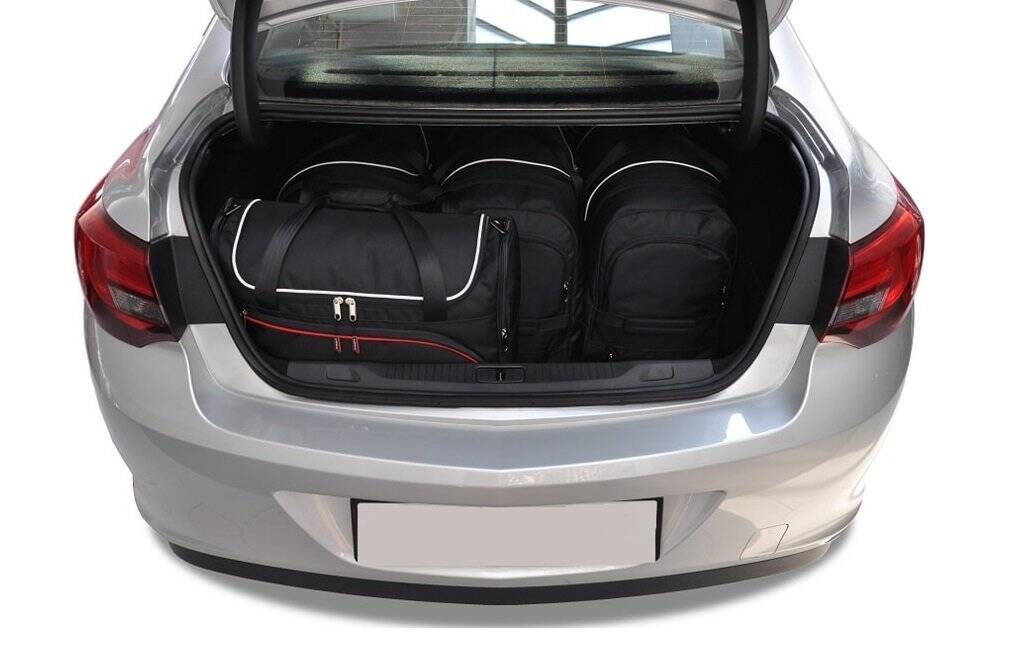 Torby KJUST SPORT do Opel Astra Limousine J (P10) — torby wyjmowane z bagażnika krok po kroku