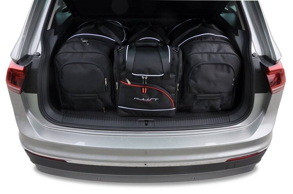 Torby KJUST AERO do Volkswagen Tiguan II — zestaw ułożony w bagażniku