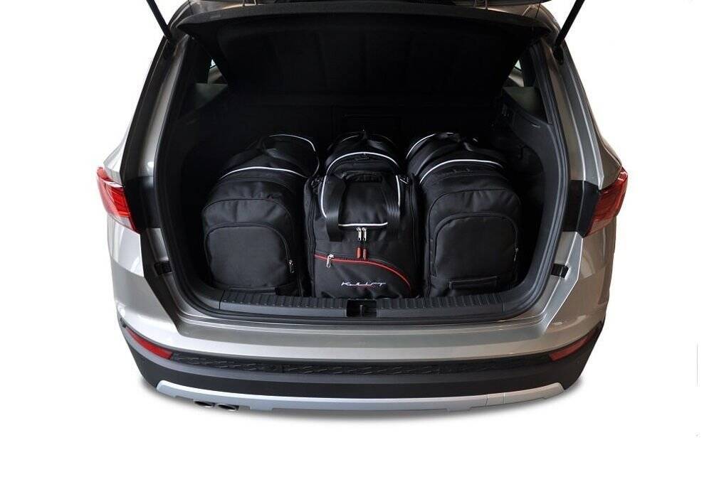 Torby KJUST SPORT do Seat Ateca I — zestaw ułożony w bagażniku