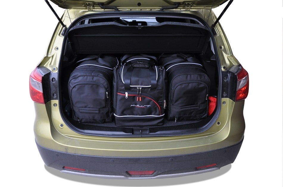 Torby KJUST SPORT do Suzuki SX4 S-Cross II (JY) — zestaw ułożony w bagażniku