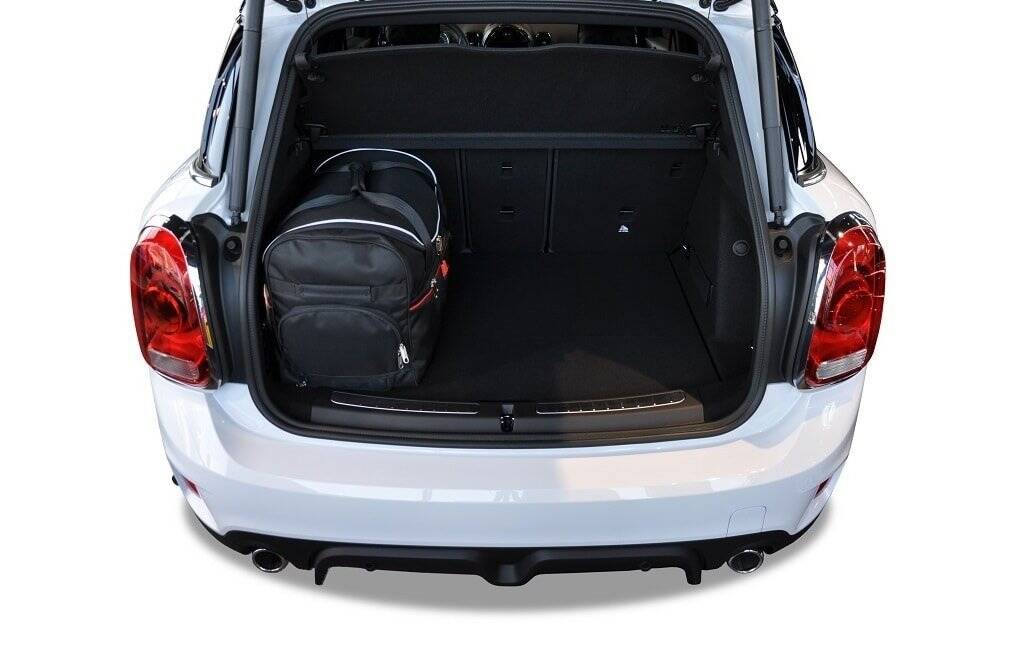 Torby KJUST AERO do Mini Countryman F60 — torby wyjmowane z bagażnika krok po kroku