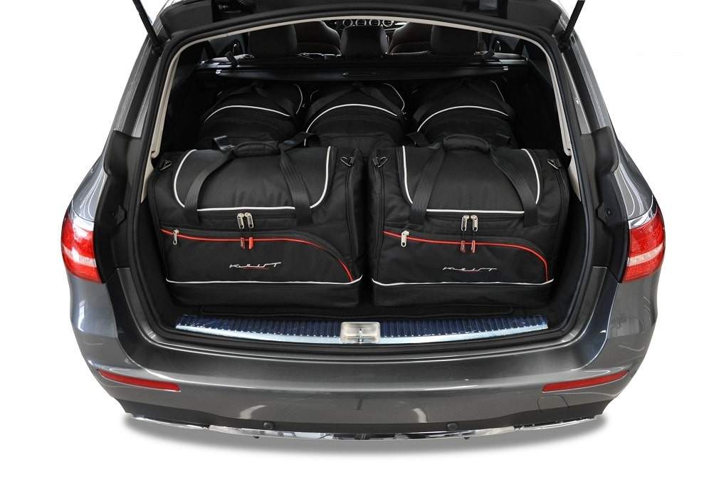 Torby KJUST SPORT do Mercedes-Benz E Estate / All-Terrain S213 — zestaw ułożony w bagażniku