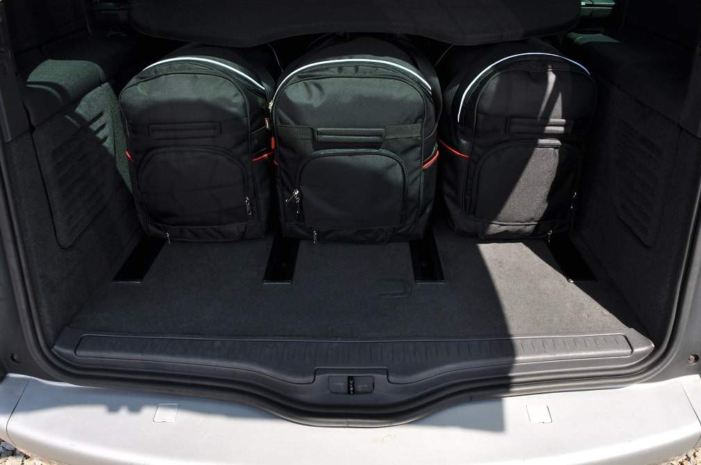 Torby KJUST SPORT do Renault Espace IV — torby wyjmowane z bagażnika krok po kroku