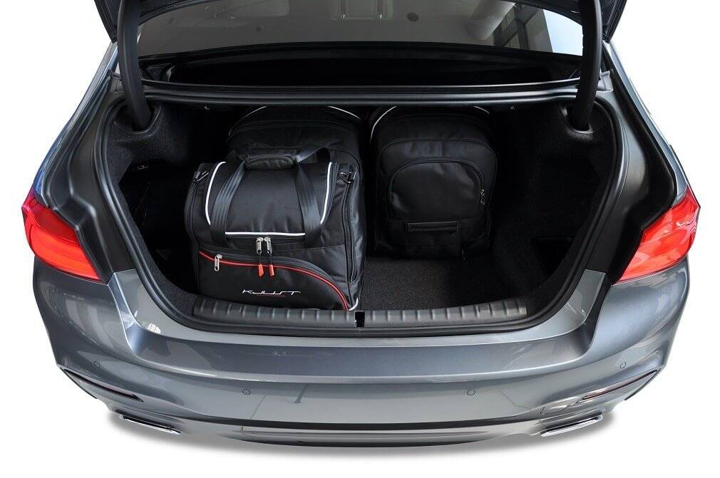 Torby KJUST SPORT do BMW 5 / M5 Limousine G30 — torby wyjmowane z bagażnika krok po kroku