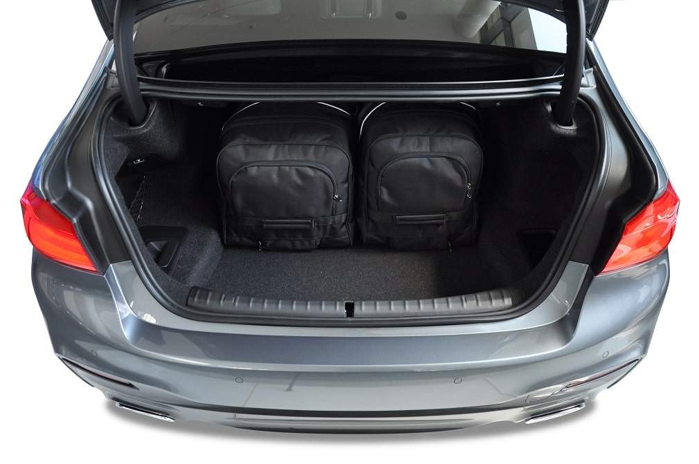 Torby KJUST SPORT do BMW 5 / M5 Limousine G30 — torby wyjmowane z bagażnika krok po kroku