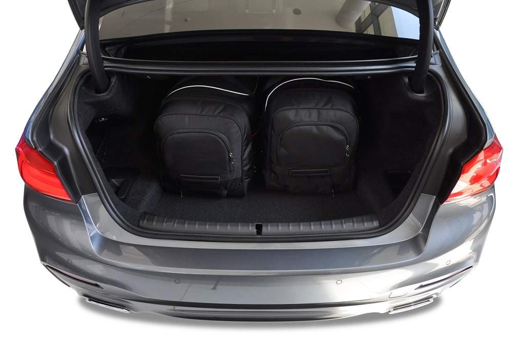 Torby KJUST AERO do BMW 5 / M5 Limousine G30 — torby wyjmowane z bagażnika krok po kroku