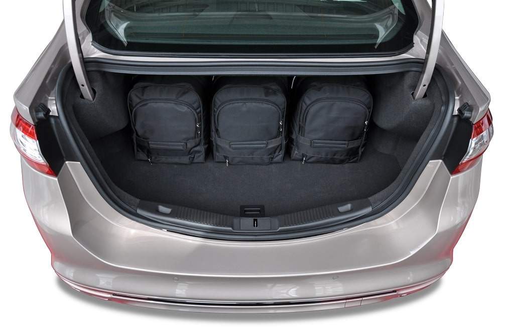 Torby KJUST SPORT do Ford Mondeo Limousine V — torby wyjmowane z bagażnika krok po kroku
