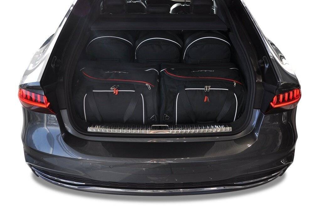 Torby KJUST SPORT do Audi A7 / S7 / RS7 Sportback C8 — zestaw ułożony w bagażniku