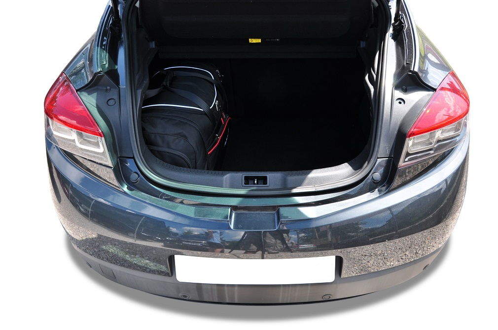 Torby KJUST SPORT do Renault Megane Coupe III — torby wyjmowane z bagażnika krok po kroku