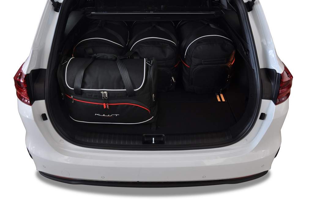 Torby KJUST AERO do Kia Cee'd SW III — torby wyjmowane z bagażnika krok po kroku