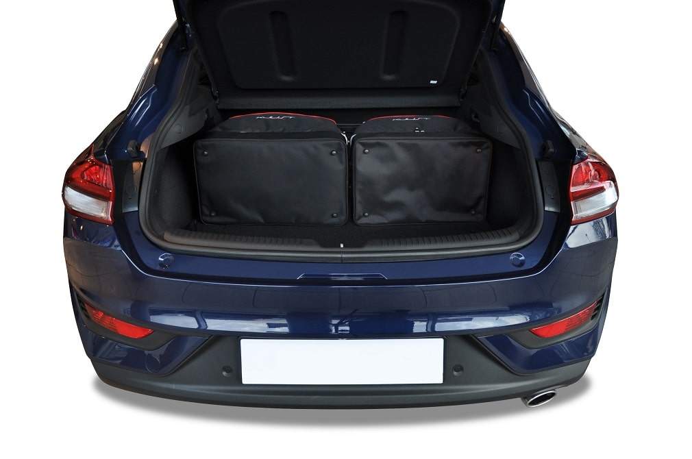 Torby KJUST AERO do Hyundai i30 Fastback III — torby wyjmowane z bagażnika krok po kroku
