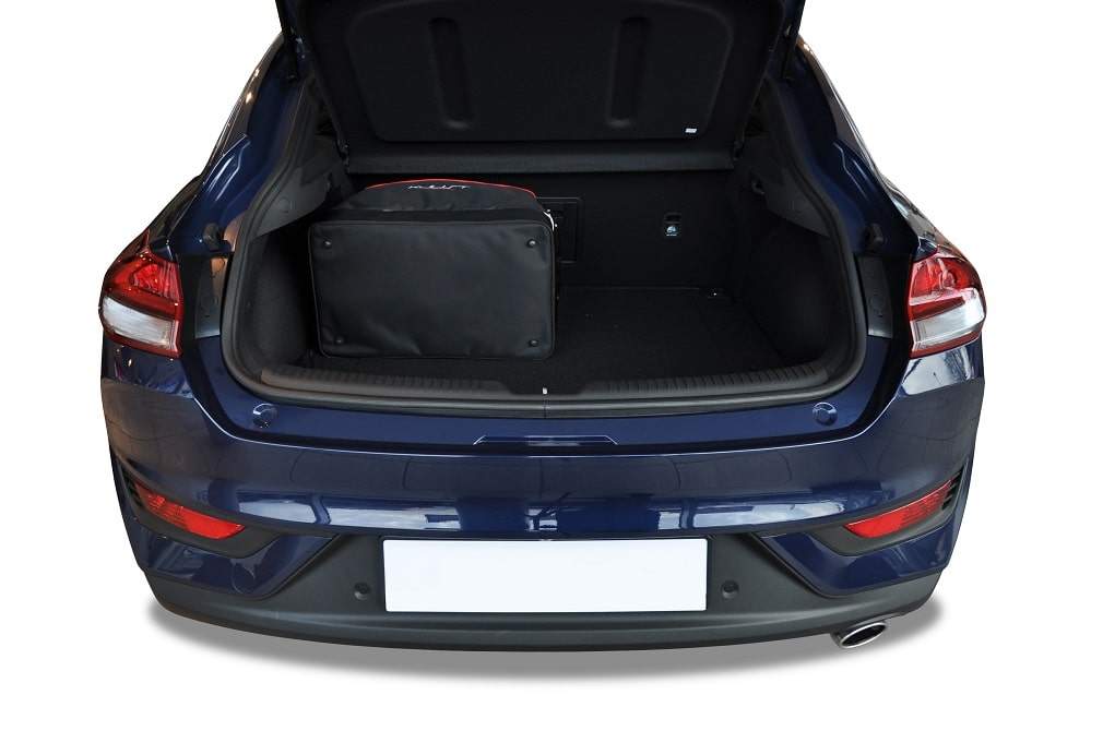 Torby KJUST AERO do Hyundai i30 Fastback III — torby wyjmowane z bagażnika krok po kroku