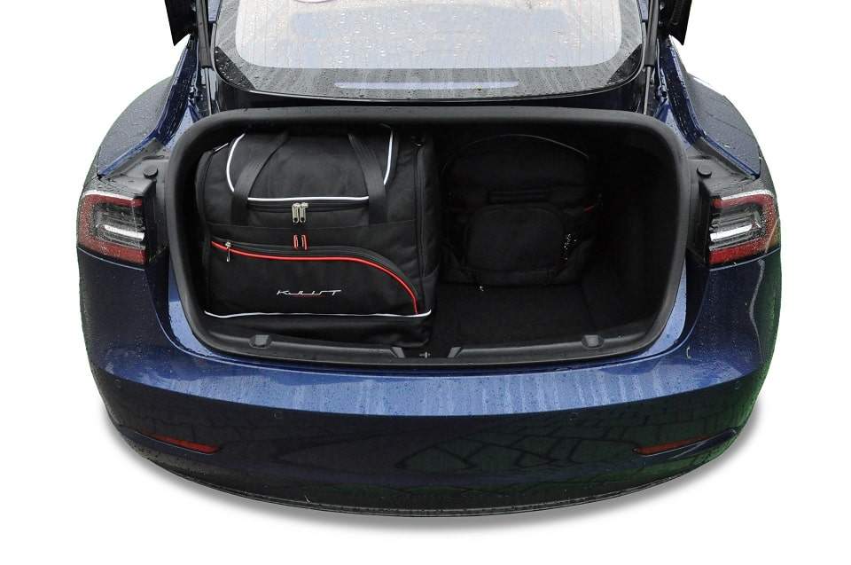 Torby KJUST SPORT do Tesla Model 3 I (5YJ3) — torby wyjmowane z bagażnika krok po kroku