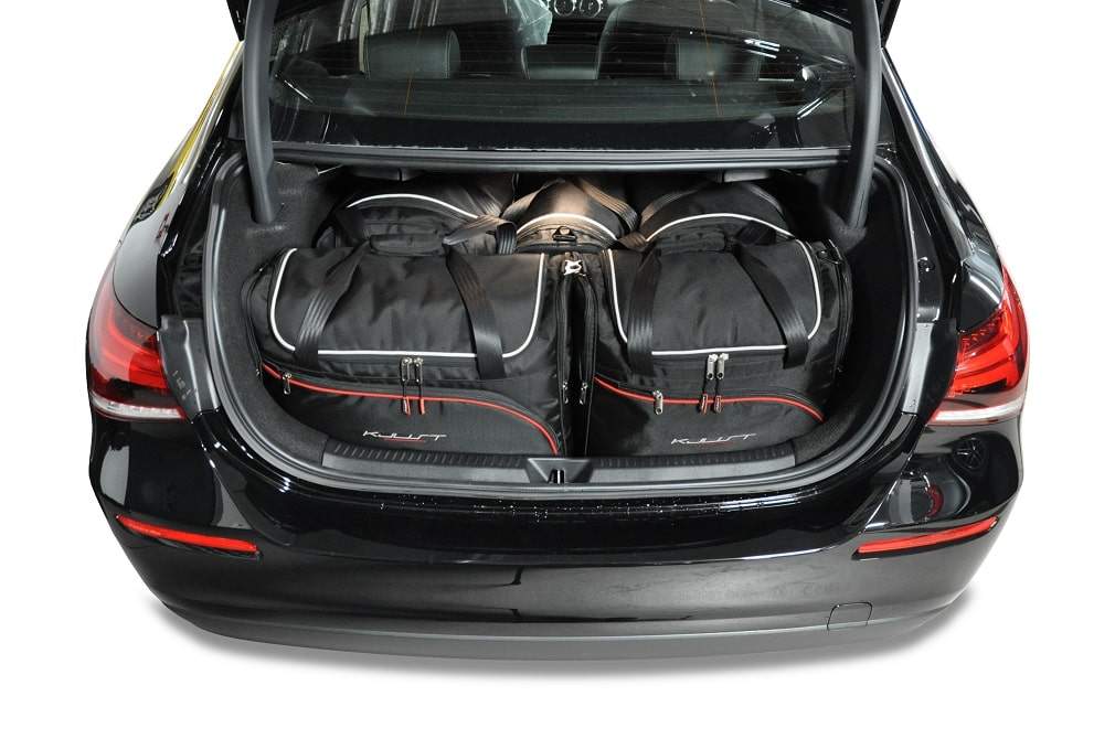 Torby KJUST AERO do Mercedes-Benz A Limousine V177 — zestaw ułożony w bagażniku