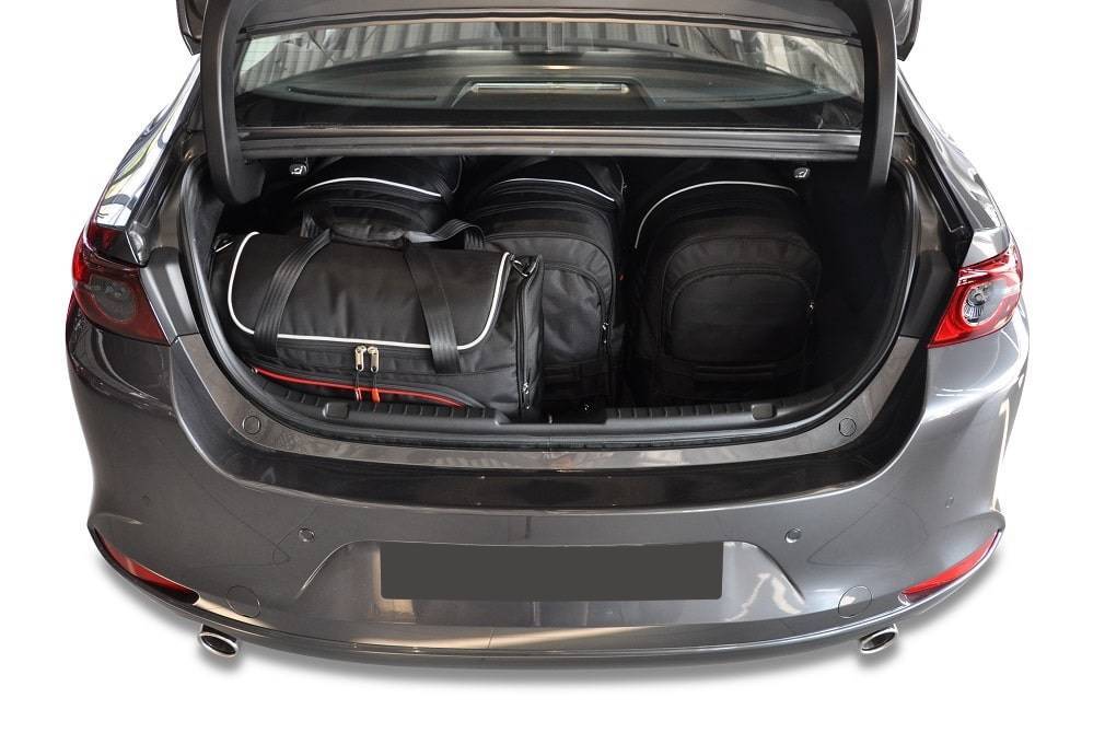 Torby KJUST AERO do Mazda 3 Limousine IV (BP) — torby wyjmowane z bagażnika krok po kroku