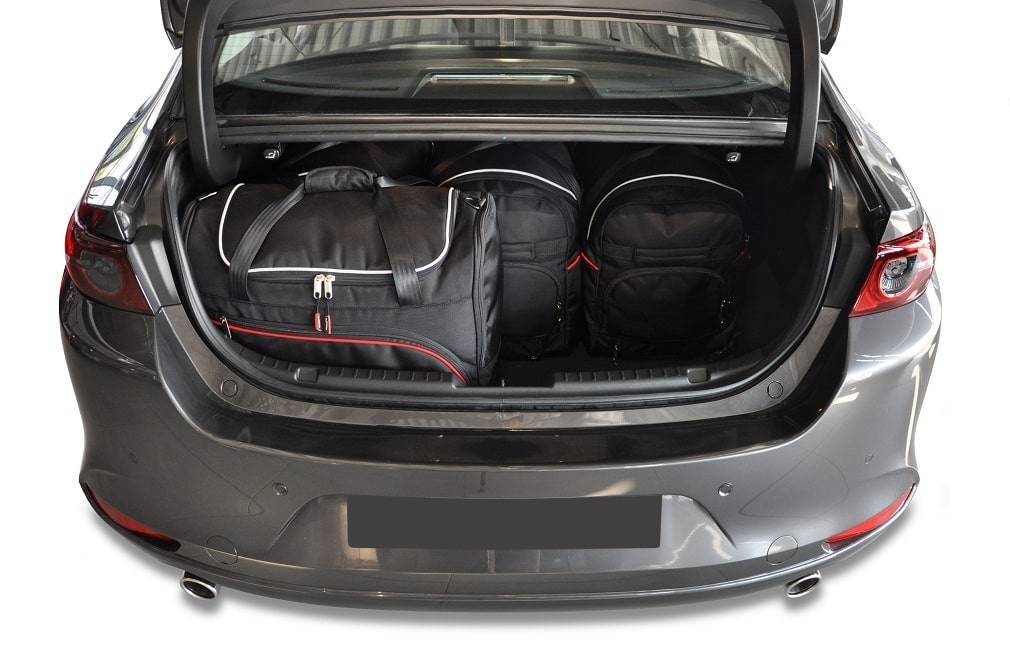 Torby KJUST SPORT do Mazda 3 Limousine IV (BP) — torby wyjmowane z bagażnika krok po kroku