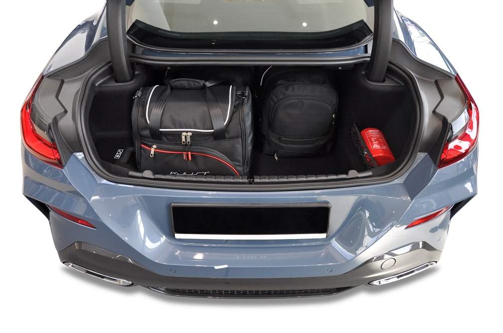 Torby KJUST SPORT do BMW 8 / M8 Coupe G15 — torby wyjmowane z bagażnika krok po kroku