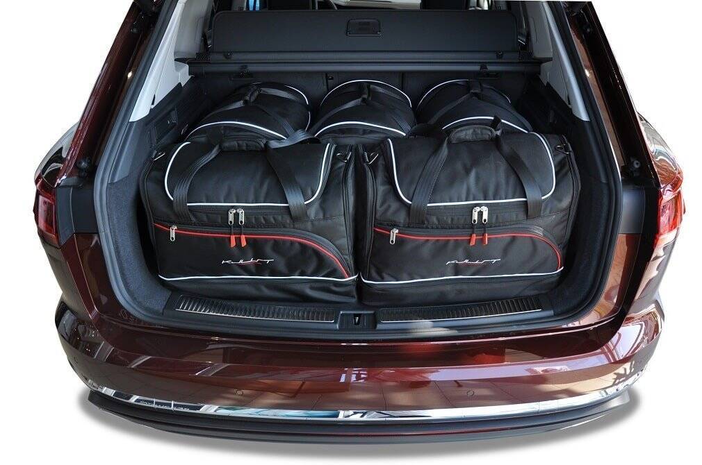 Torby KJUST SPORT do Volkswagen Touareg III (CR) — zestaw ułożony w bagażniku