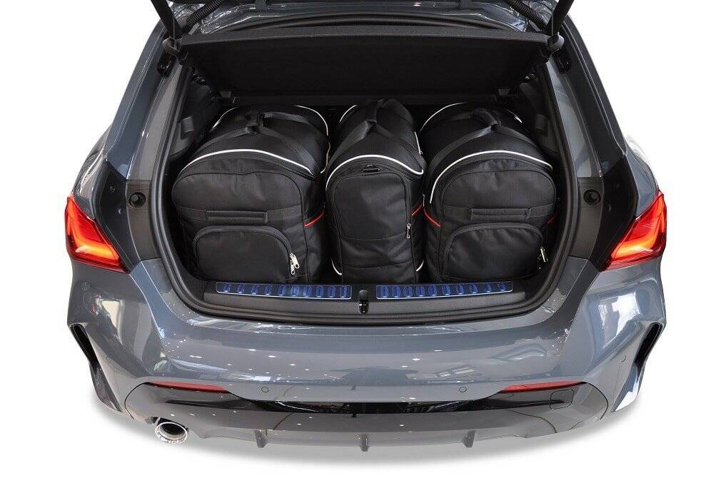 Torby KJUST AERO do BMW 1 / M Hatchback F40 — zestaw ułożony w bagażniku