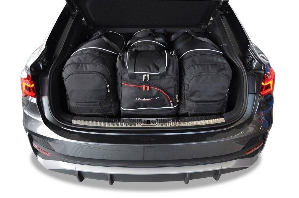 Torby KJUST SPORT do Audi Q3 / RS Q3 Sportback F3 — zestaw ułożony w bagażniku
