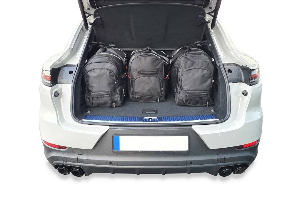 Torby KJUST AERO do Porsche Cayenne Coupe Plug-In Hybrid III (9YB) — torby wyjmowane z bagażnika krok po kroku