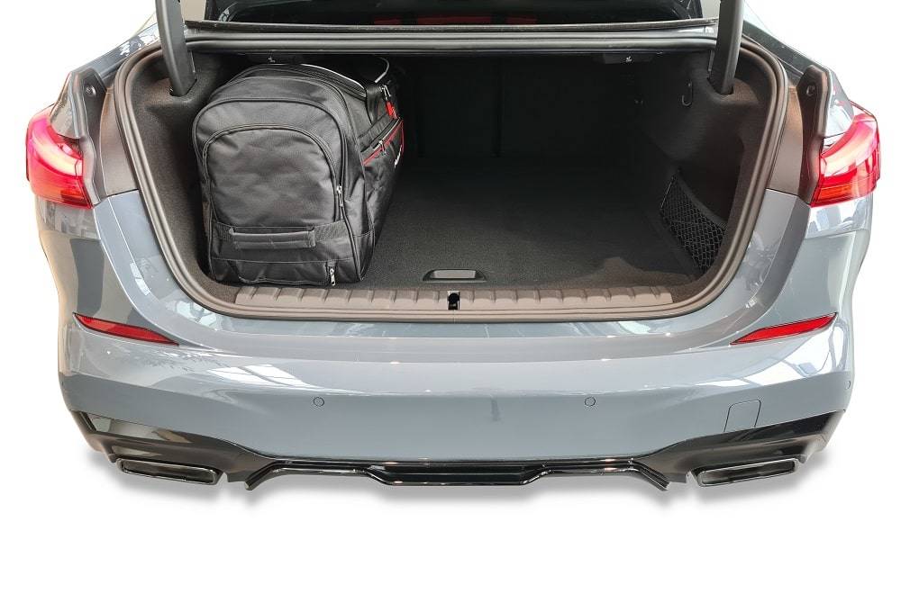Torby KJUST TROLLEY do BMW 2 / M2 Gran Coupe F44 — torby wyjmowane z bagażnika krok po kroku