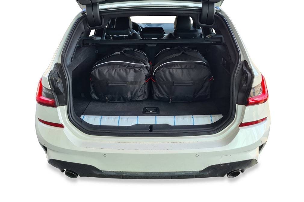 Torby KJUST AERO do BMW 3 Touring Plug-In Hybrid G21 — torby wyjmowane z bagażnika krok po kroku