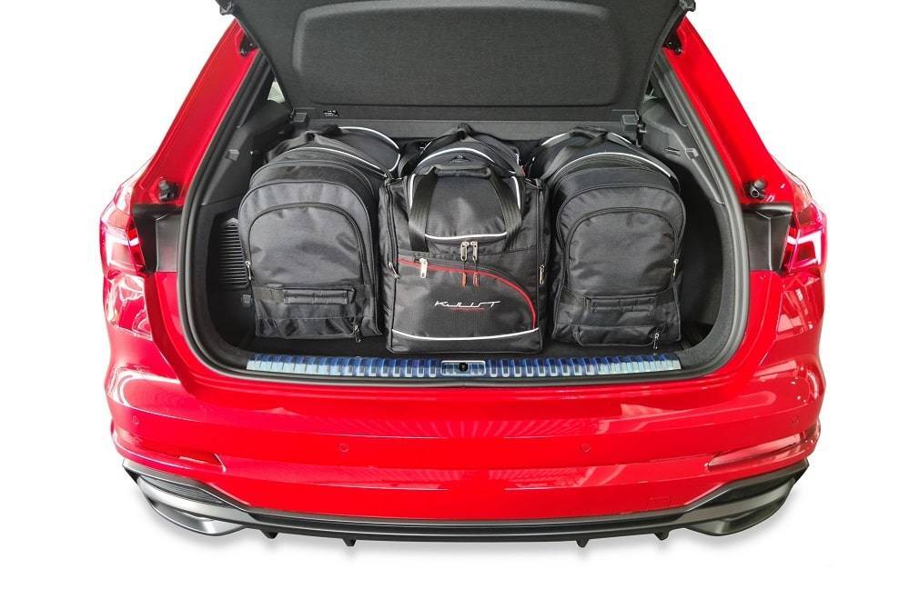 Torby KJUST AERO do Audi Q3 Plug-In Hybrid F3 — zestaw ułożony w bagażniku