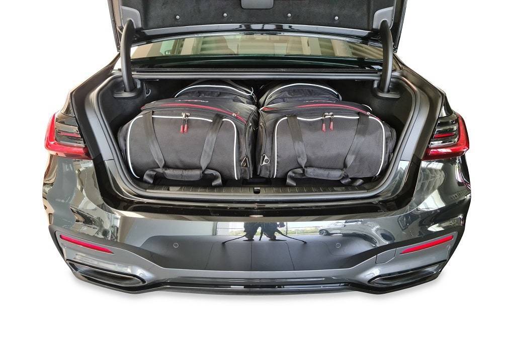 Torby KJUST AERO do BMW 7 Limousine Long Hybrid G12 — zestaw ułożony w bagażniku