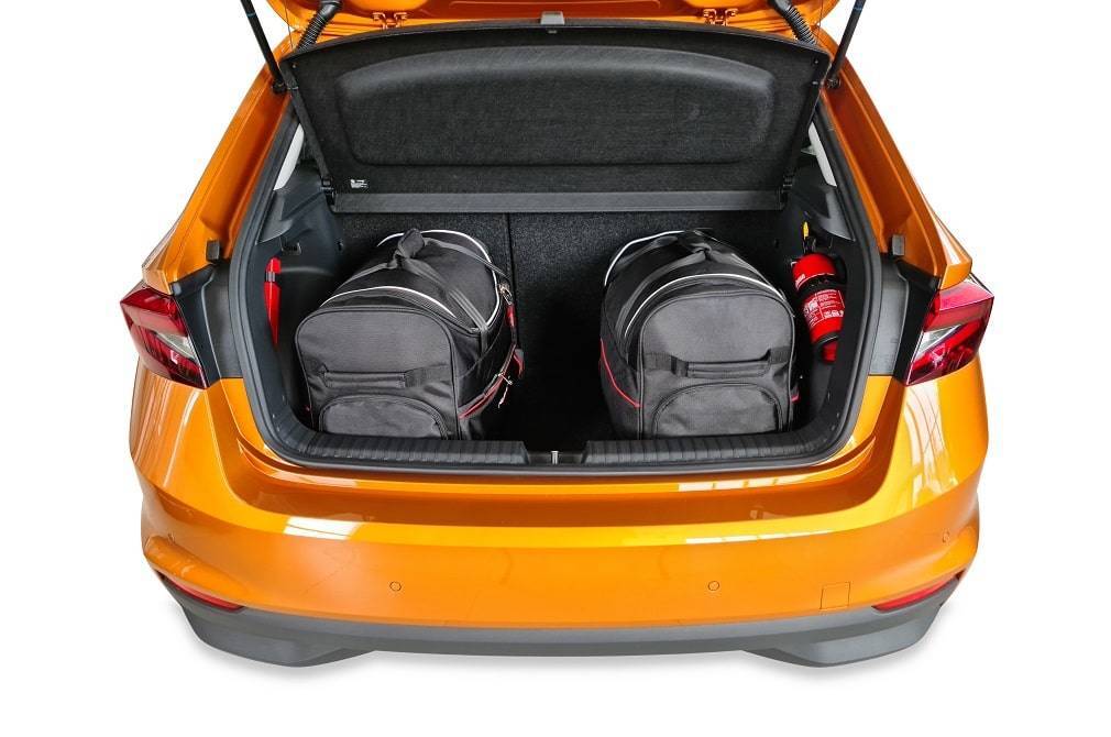 Torby KJUST SPORT do Skoda Fabia Hatchback IV — torby wyjmowane z bagażnika krok po kroku