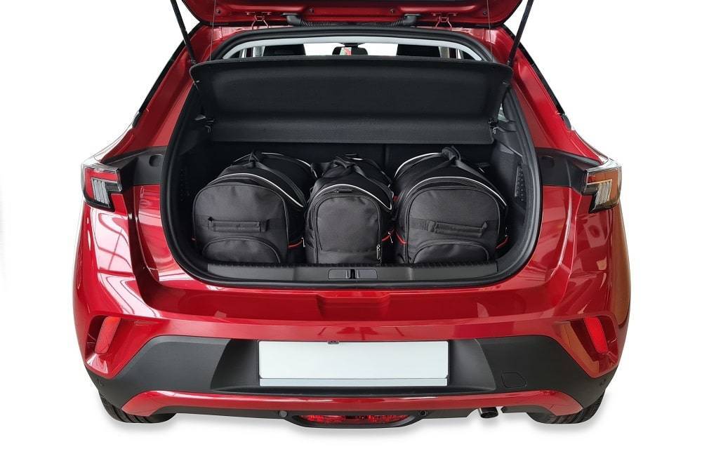 Torby KJUST AERO do Opel Mokka SUV B — zestaw ułożony w bagażniku