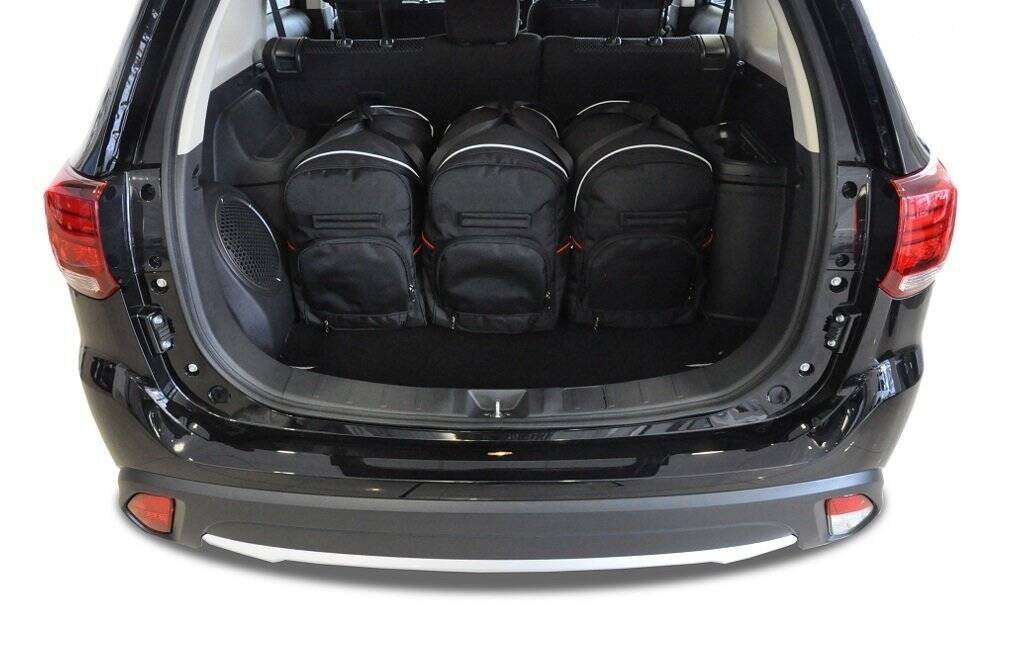 Torby KJUST SPORT do Mitsubishi Outlander III — torby wyjmowane z bagażnika krok po kroku