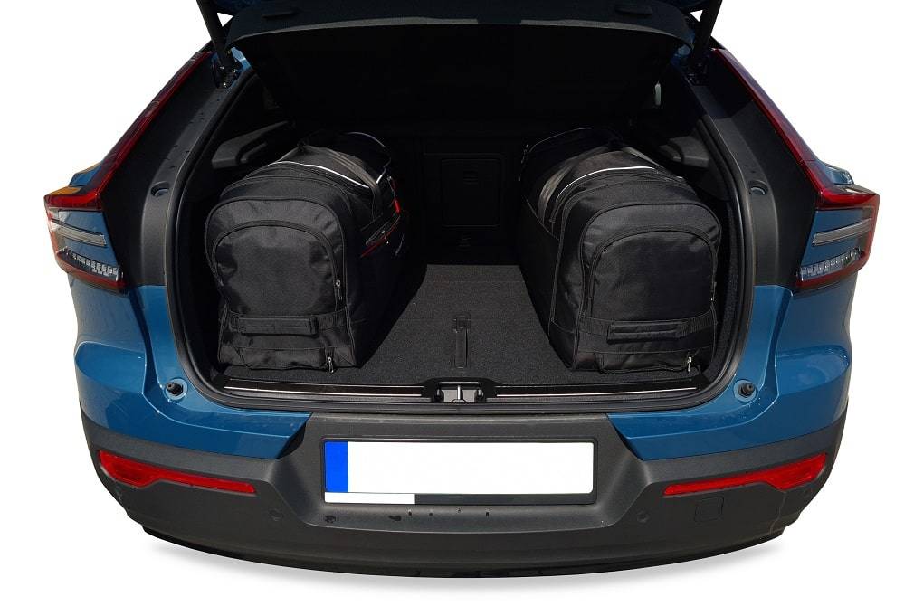 Torby KJUST AERO do Volvo C40 Recharge EV I (539) — torby wyjmowane z bagażnika krok po kroku