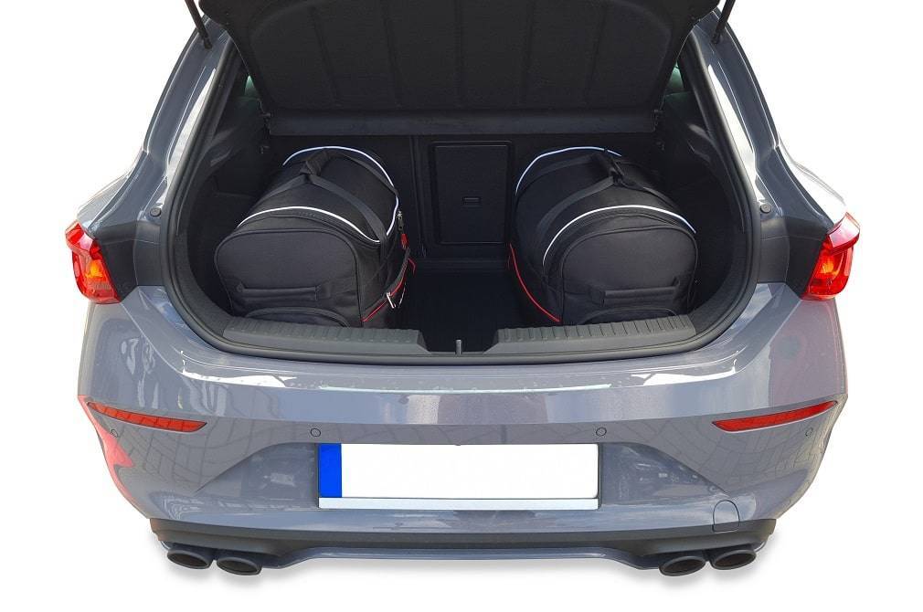 Torby KJUST AERO do Cupra Leon Hatchback II — torby wyjmowane z bagażnika krok po kroku