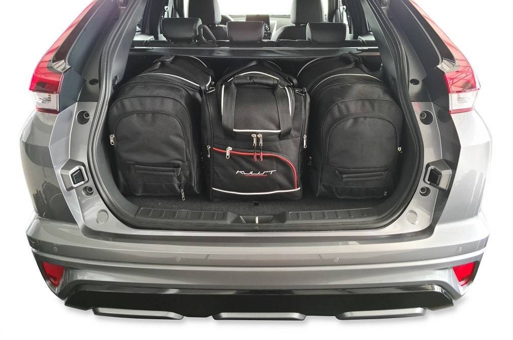 Torby KJUST AERO do Mitsubishi Eclipse Cross Plug-In Hybrid I — zestaw ułożony w bagażniku