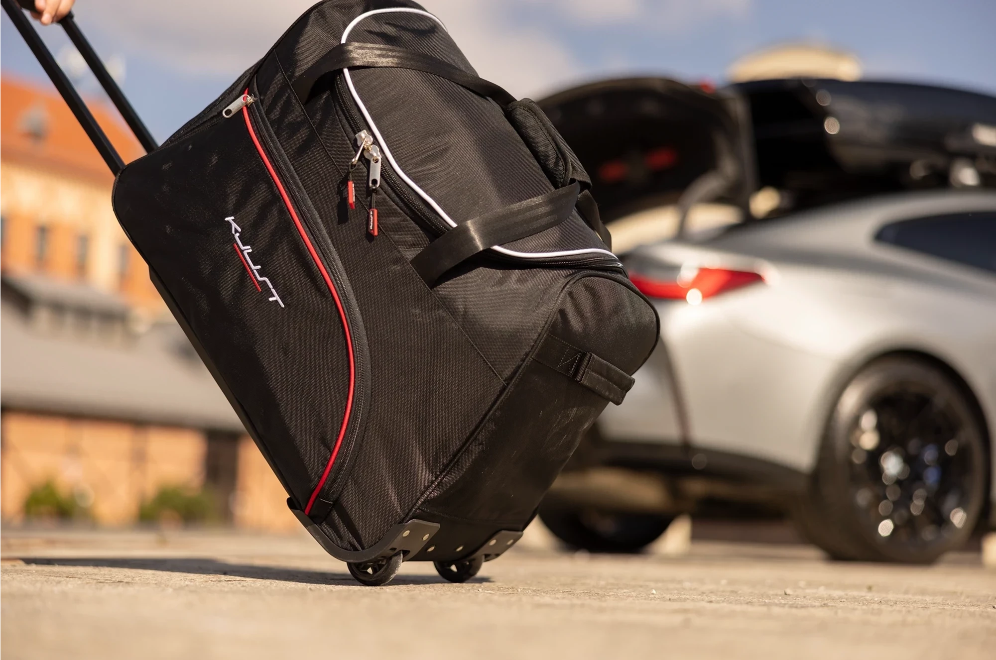Torby KJUST SPORT do Dacia Jogger III — torba podróżna na kółkach w drodze