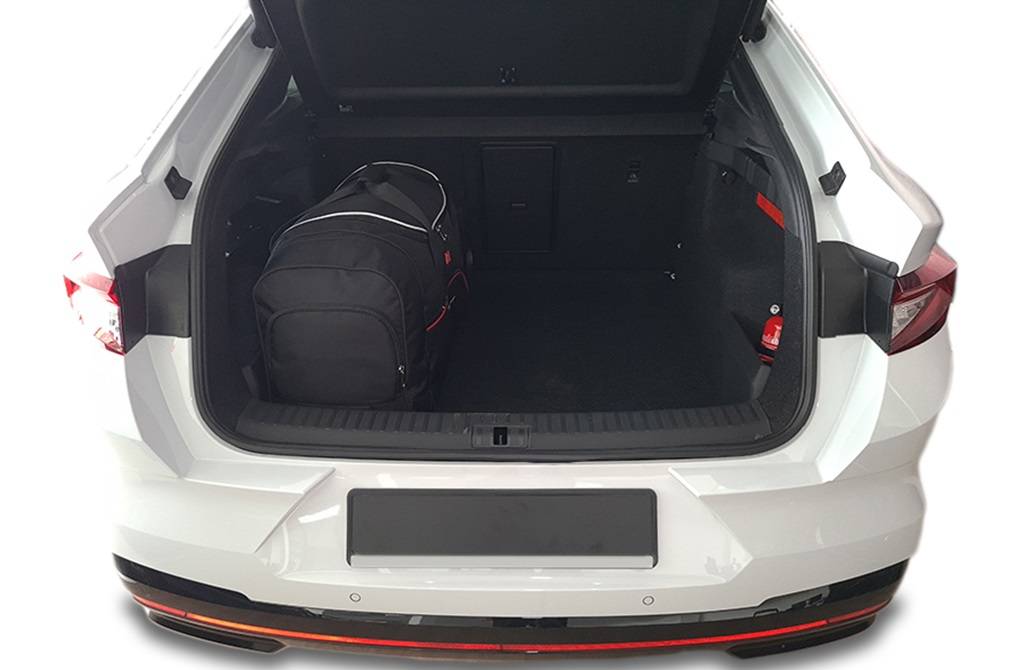 Torby KJUST TROLLEY do Skoda Enyaq iV Coupe Electric I — torby wyjmowane z bagażnika krok po kroku