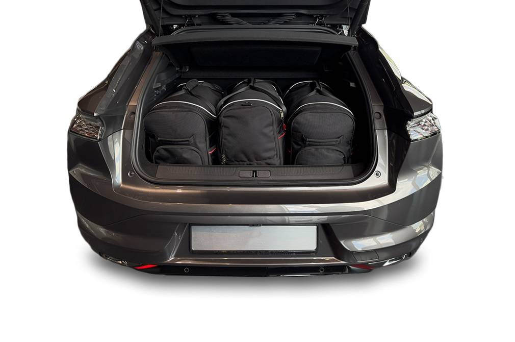 Torby KJUST SPORT do DS 4 II — zestaw ułożony w bagażniku