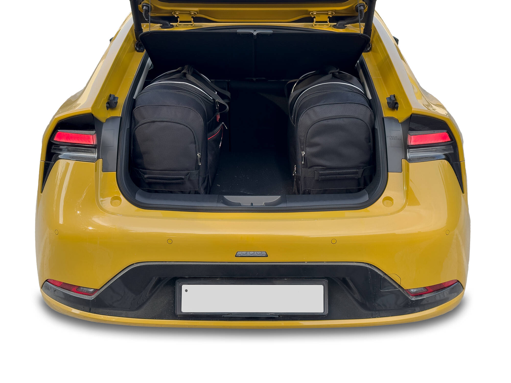 Torby KJUST TROLLEY do Toyota Prius Plug-In Hybrid V (XW60) — torby wyjmowane z bagażnika krok po kroku