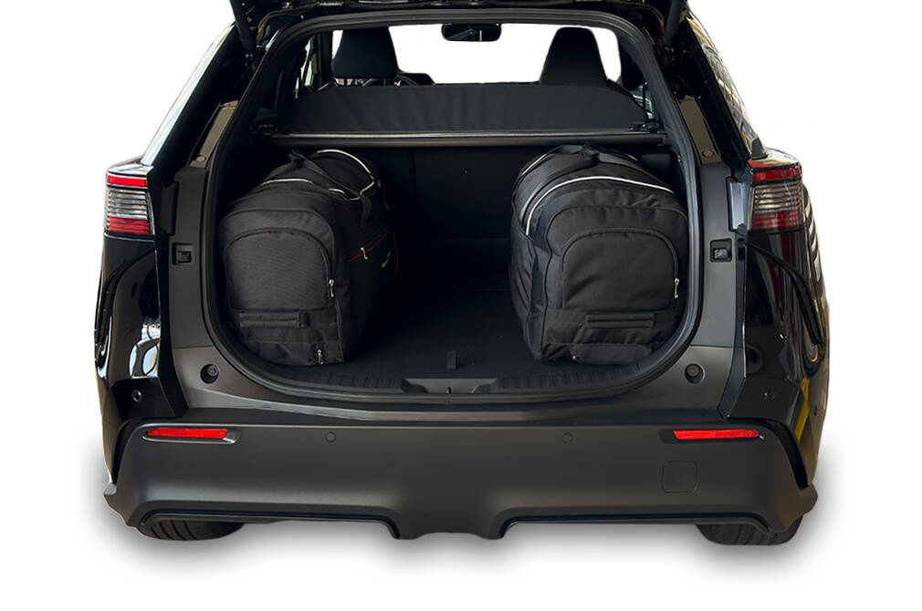 Torby KJUST SPORT do Subaru Solterra Electric I — torby wyjmowane z bagażnika krok po kroku