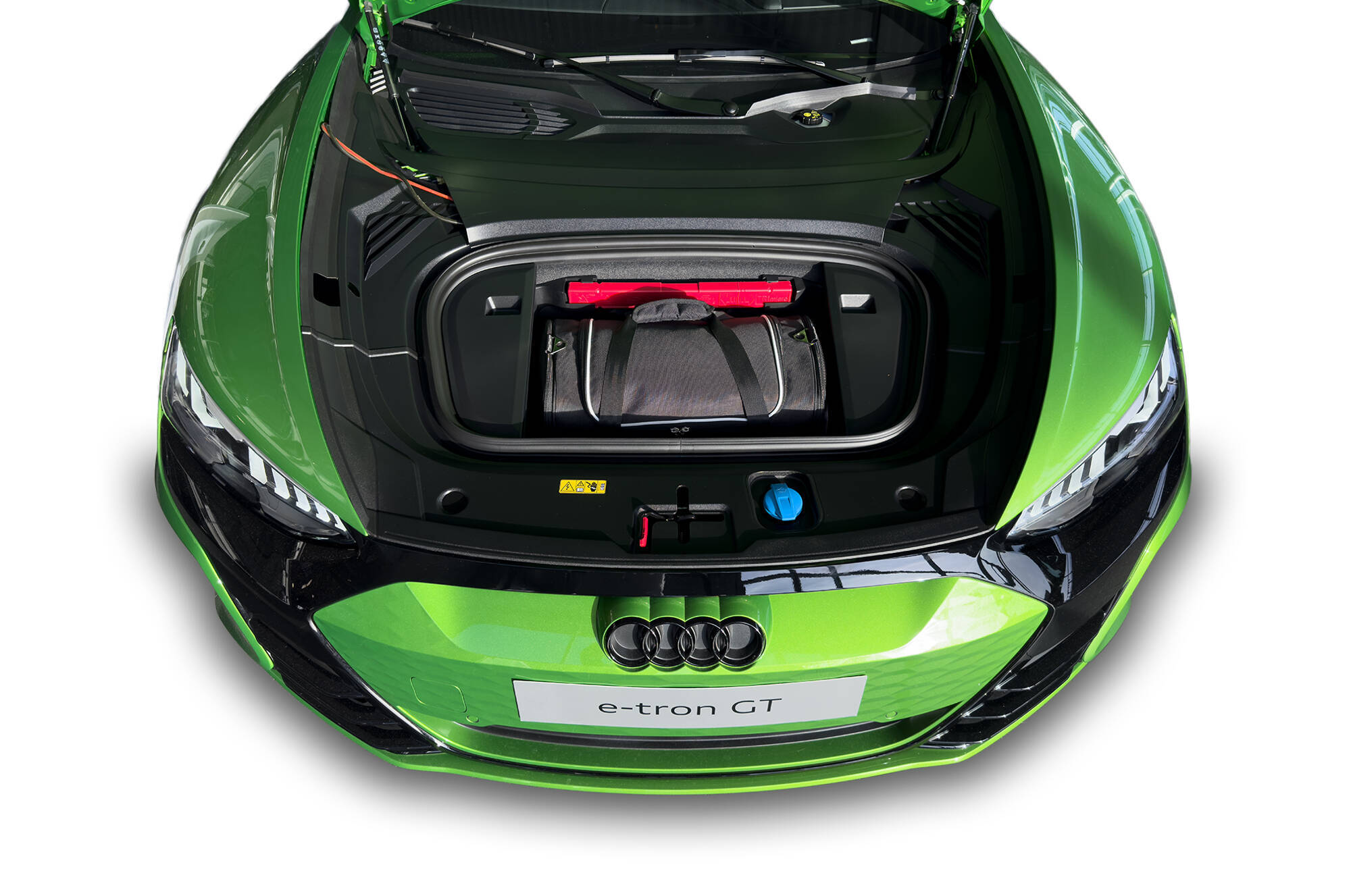 Torby KJUST SPORT do Audi e-tron GT F8 — zestaw ułożony w bagażniku