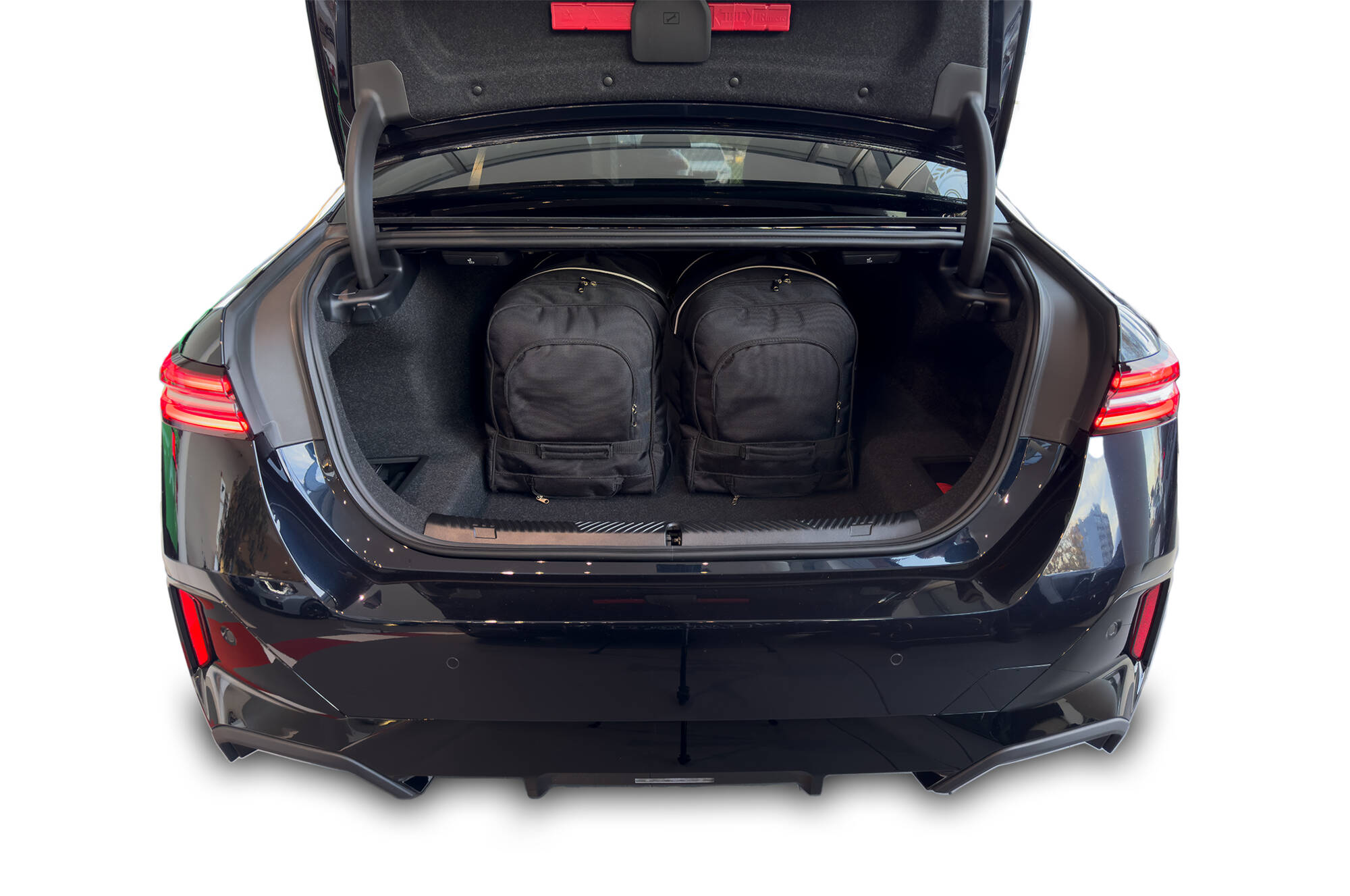 Torby KJUST SPORT do BMW 5 / M5 Limousine G60 — torby wyjmowane z bagażnika krok po kroku