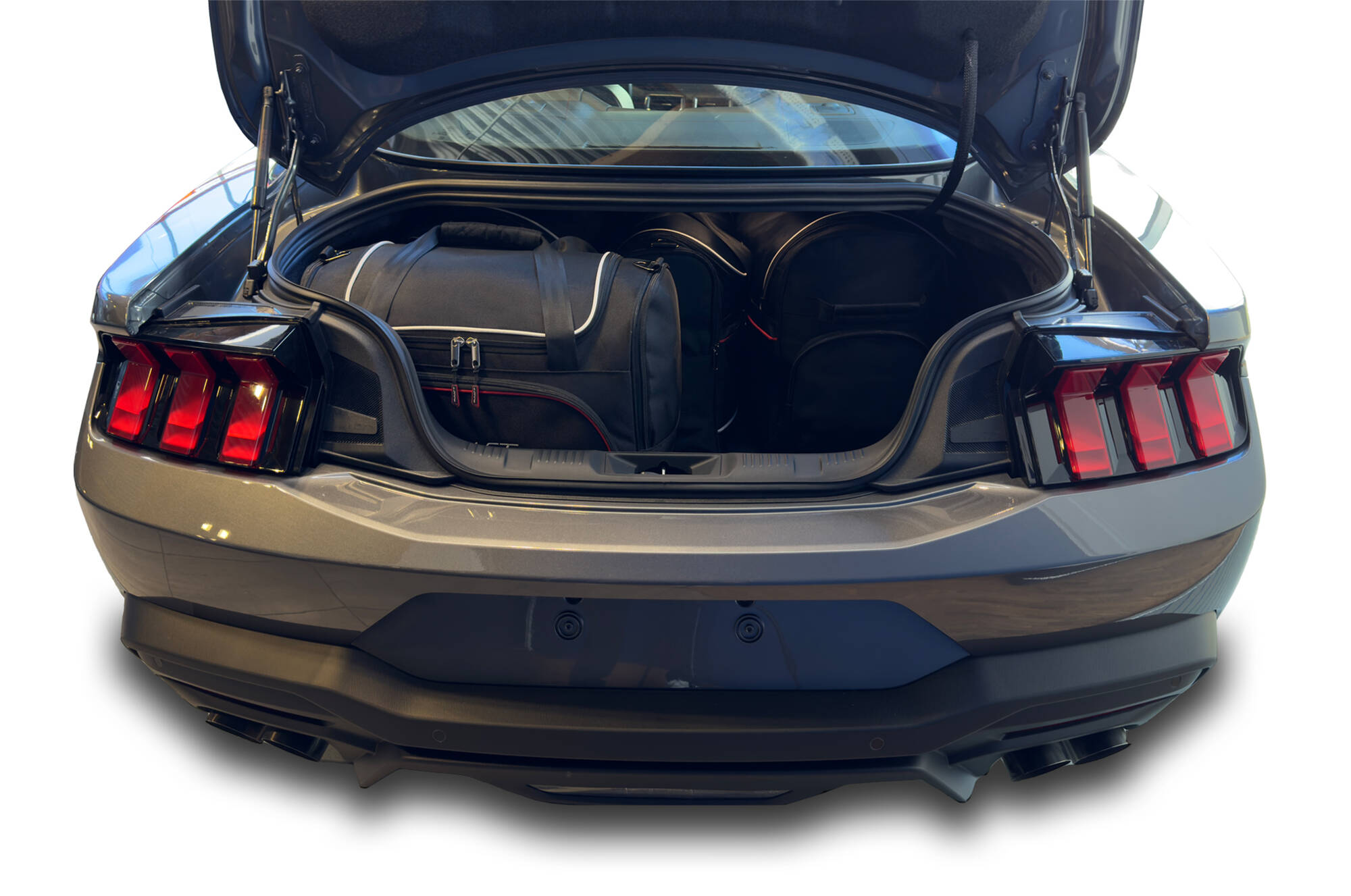 Torby KJUST AERO do Ford Mustang Fastback VII (S650) — torby wyjmowane z bagażnika krok po kroku