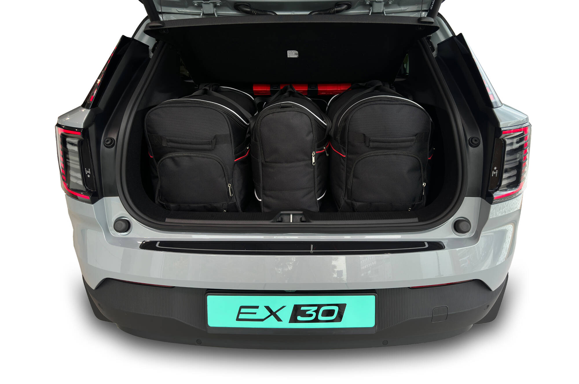 Torby KJUST AERO do Volvo EX30 Electric I — zestaw ułożony w bagażniku