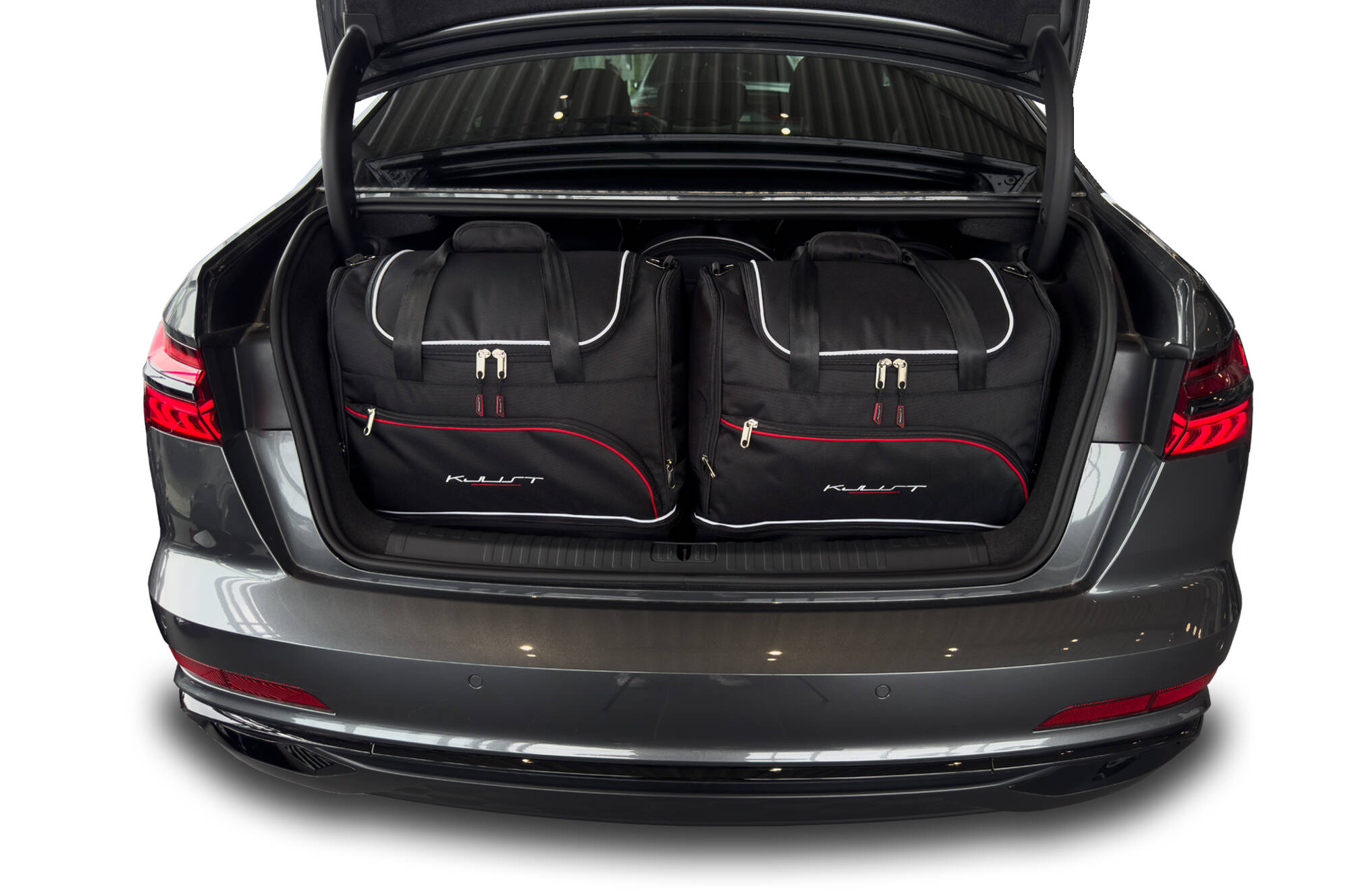 Torby KJUST SPORT do Audi A6 / S6 Limousine C8 — zestaw ułożony w bagażniku
