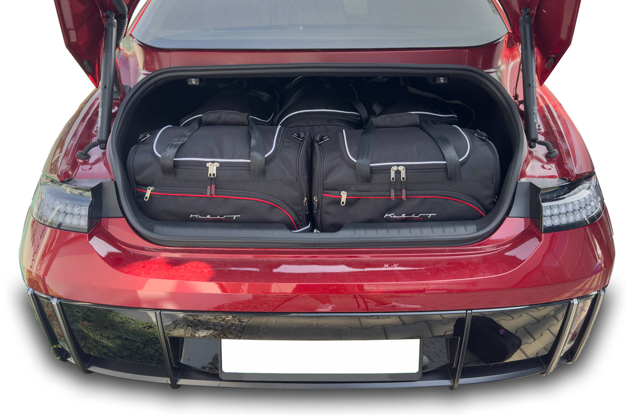 Torby KJUST SPORT do Hyundai IONIQ 6 Electric I — zestaw ułożony w bagażniku