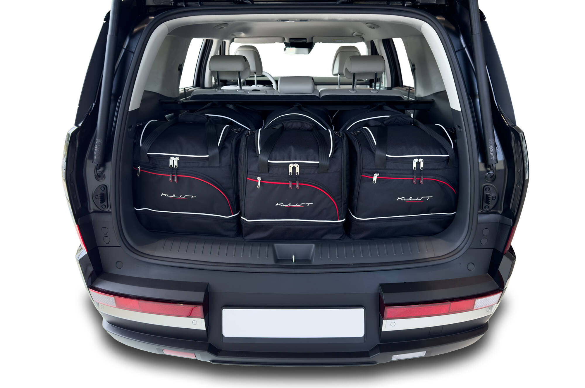 Torby KJUST SPORT do Hyundai Santa Fe Plug-In Hybrid 5-osobowy V — zestaw ułożony w bagażniku