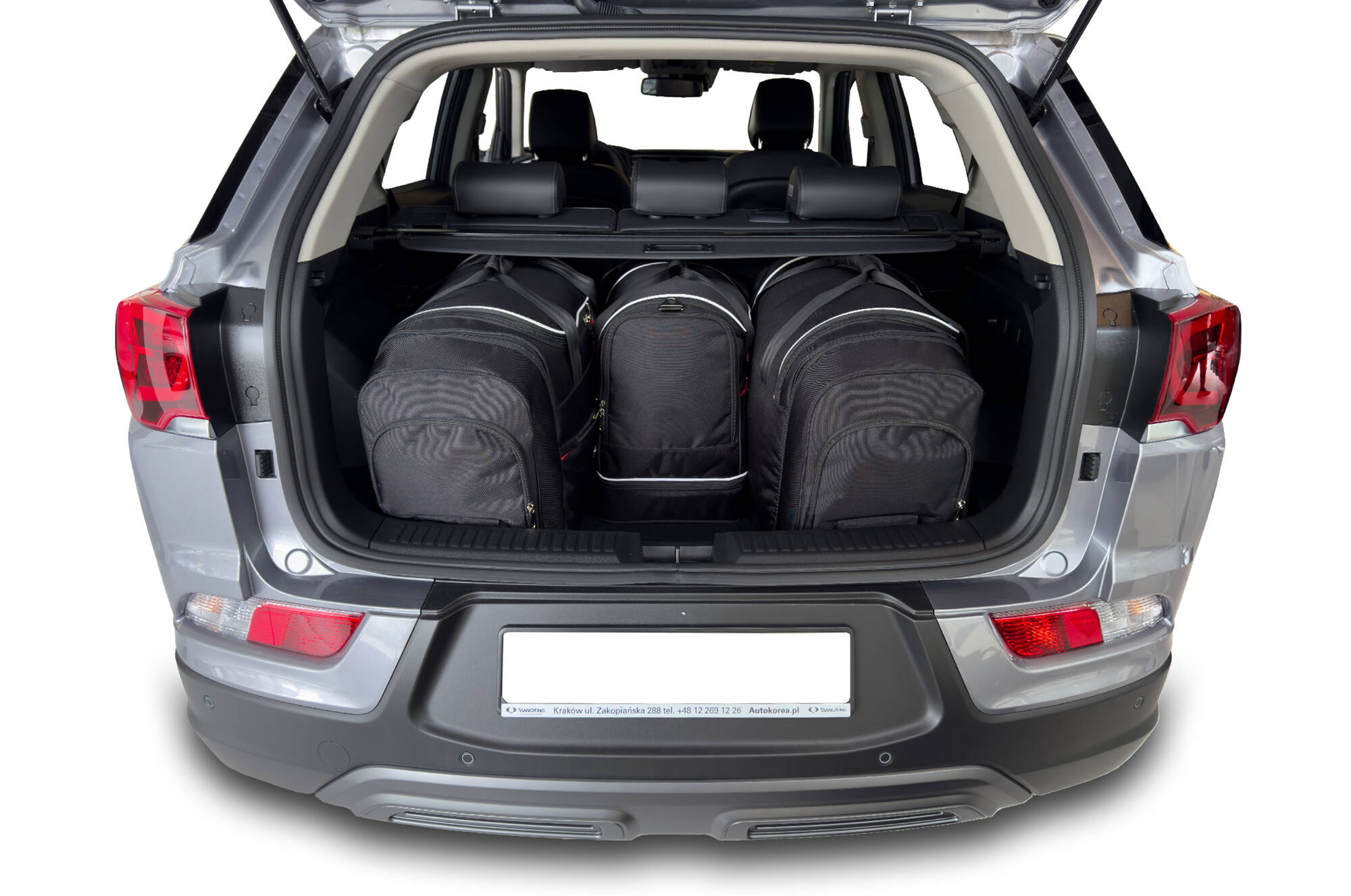 Torby KJUST SPORT do Ssangyong Korando IV — torby wyjmowane z bagażnika krok po kroku